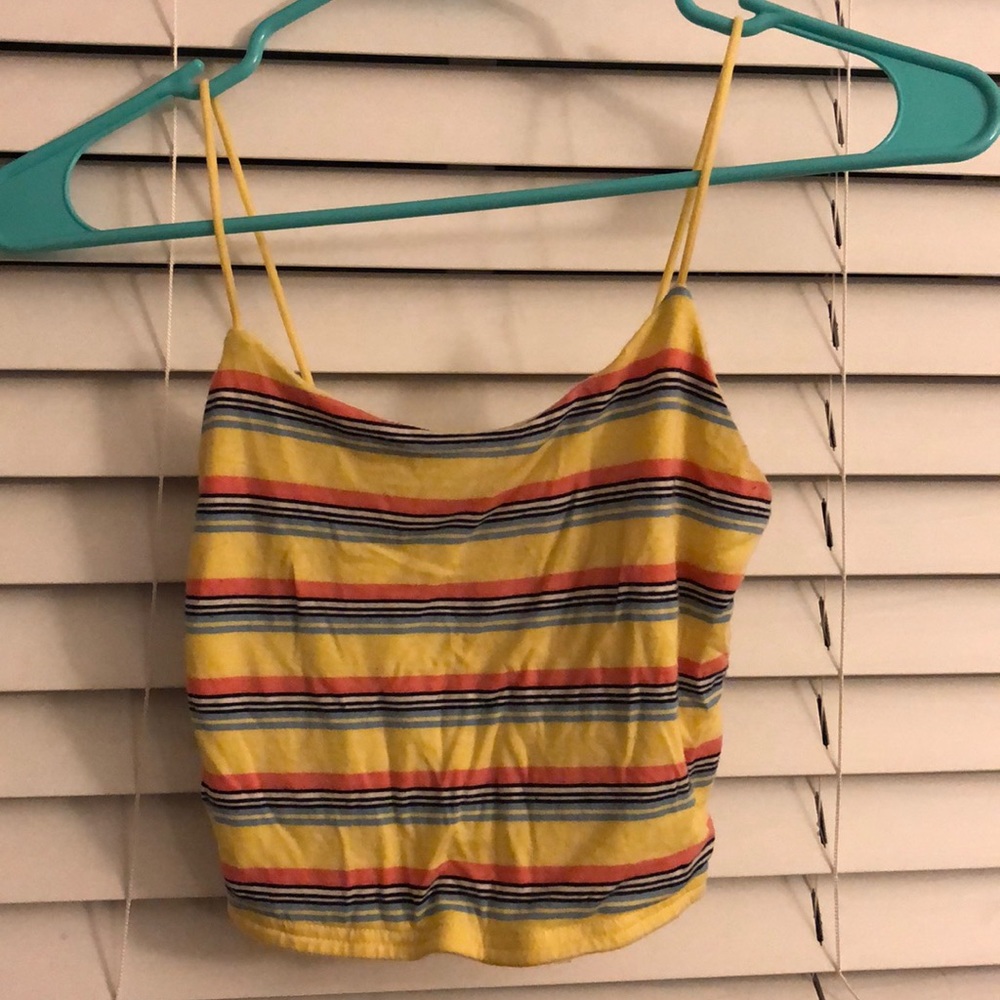 Crop top